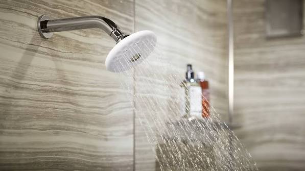 Handheld Shower installation අතින් ගෙන යා හැකි ෂවර් සවිකිරීම கைப்பிடி நீர்த்தாரை (ஷவர்) பொருத்துவது