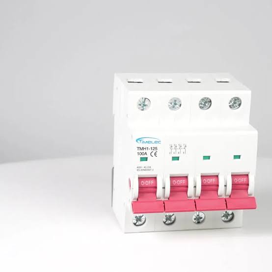 Maine Circuit 4 switch Replacement / Installation